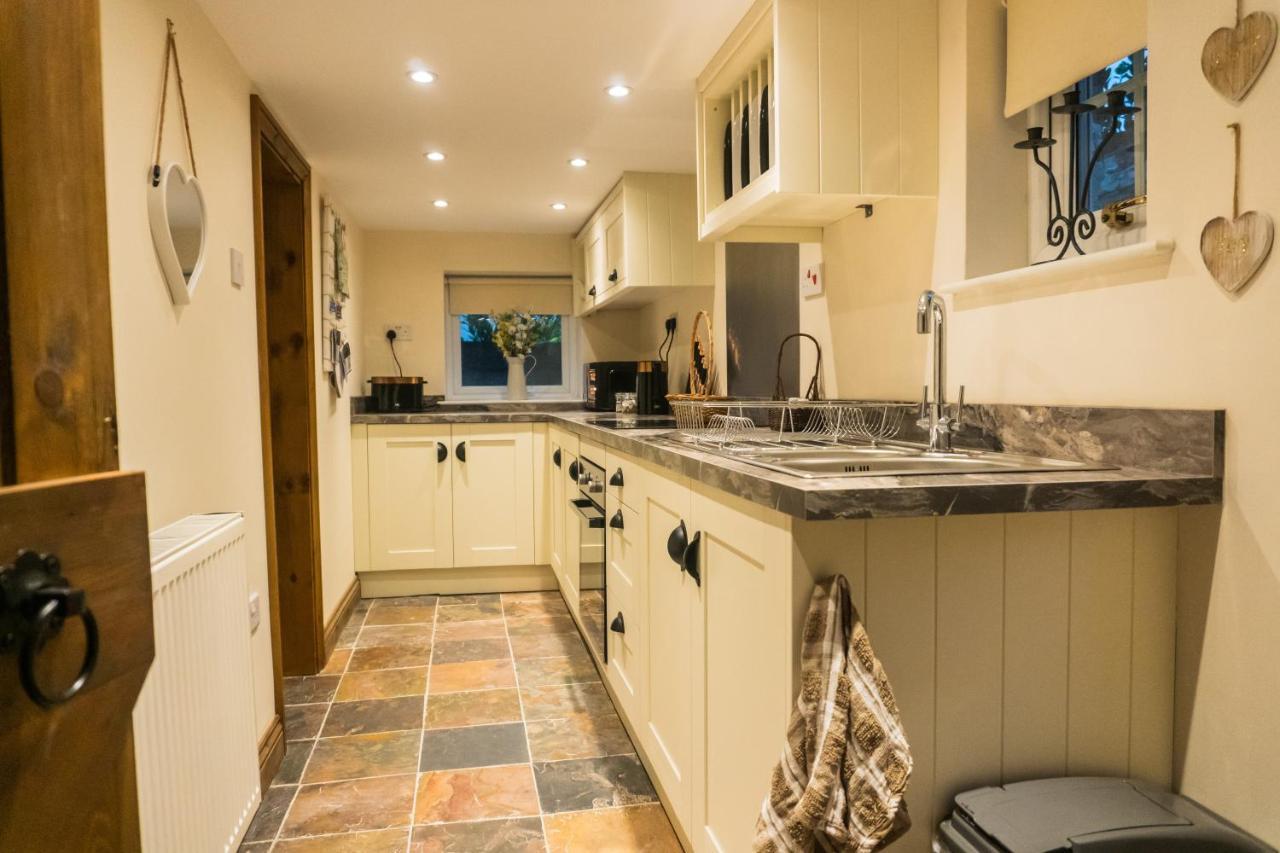 Welwick Hot Tub Pet Friendly Luxury Cosy Cottage, Near Withernsea And Patrington מראה חיצוני תמונה